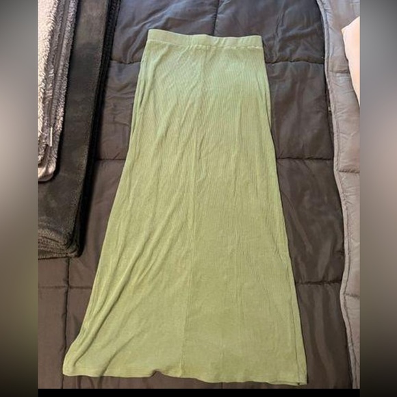 Pacsun Midi Skirt - Picture 4 of 4